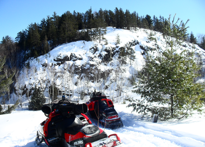 two-red-sleds-800